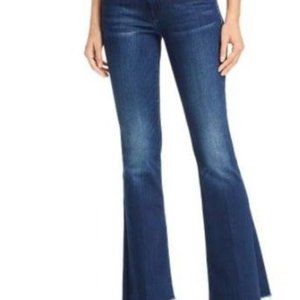 MOTHER The Weekender Fray Jeans; Tongue and Chic